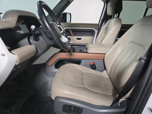 Used 2020 Land Rover Defender 110 HSE AWD/4WD image 11