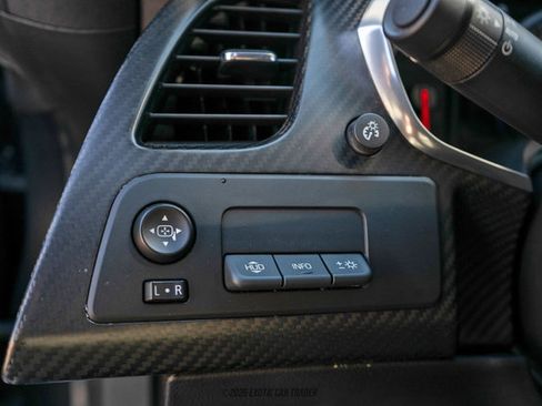Used 2019 Chevrolet Corvette Z06 RWD image 31