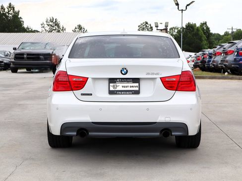 Used 2011 BMW 335i xDrive Sedan AWD/4WD image 6
