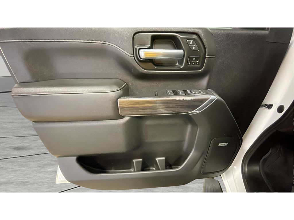 Used 2020 Chevrolet Silverado 2500 LTZ w/ LTZ Convenience Package AWD/4WD image 10