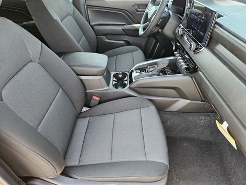 New 2026 Chevrolet Colorado W/T w/ WT Custom Package RWD image 9
