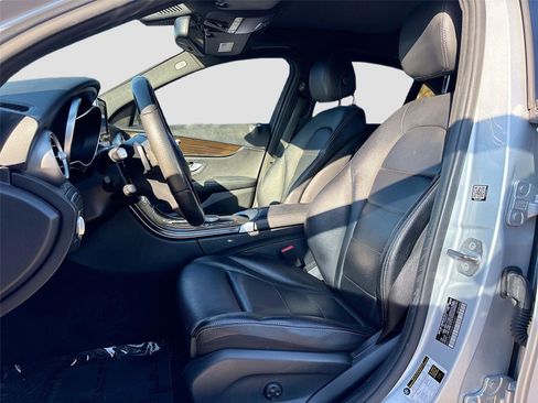 Used 2018 Mercedes-Benz C 300 Sedan image 21