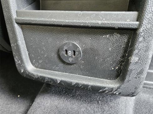 Certified 2024 Ford Edge SE image 31