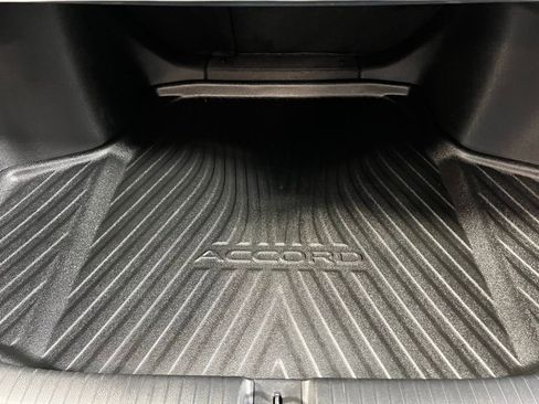 Used 2025 Honda Accord SE image 27