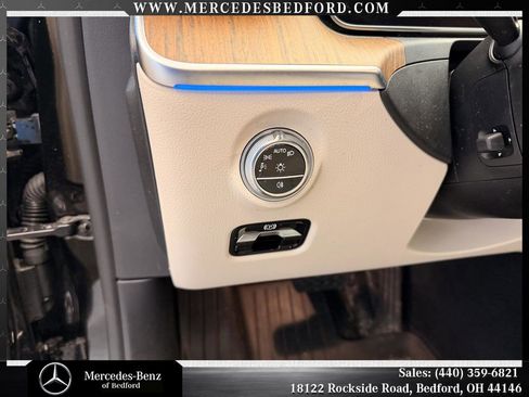 Used 2023 Mercedes-Benz C 300 4MATIC Sedan image 12