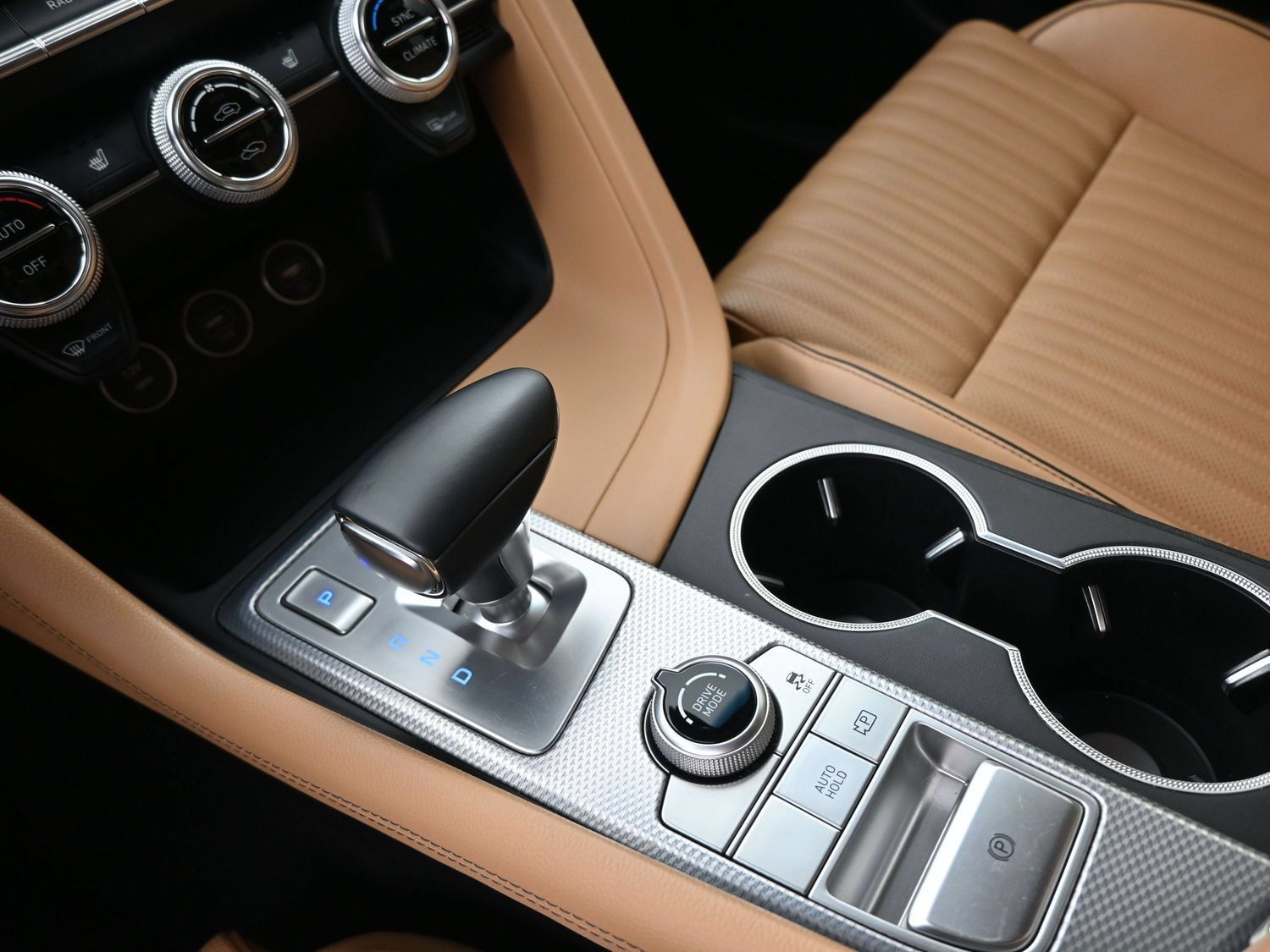 Used 2022 Genesis G70 3.3T RWD image 33