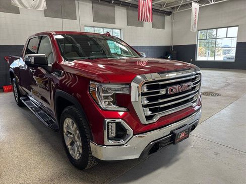 Used 2022 GMC Sierra 1500 SLT w/ SLT Premium Plus Package image 4