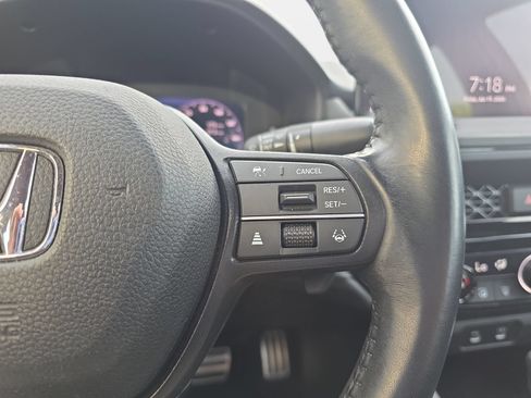 Used 2023 Honda Accord Sport image 17