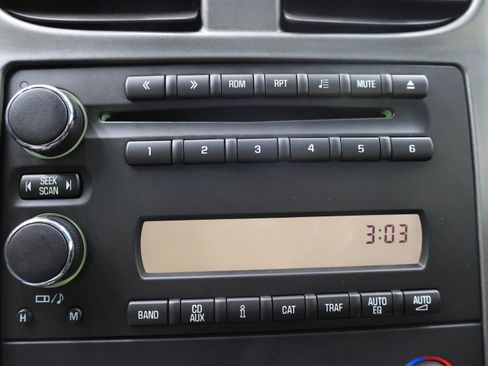 Used 2007 Chevrolet Corvette Coupe w/ Preferred Equipment Group image 35