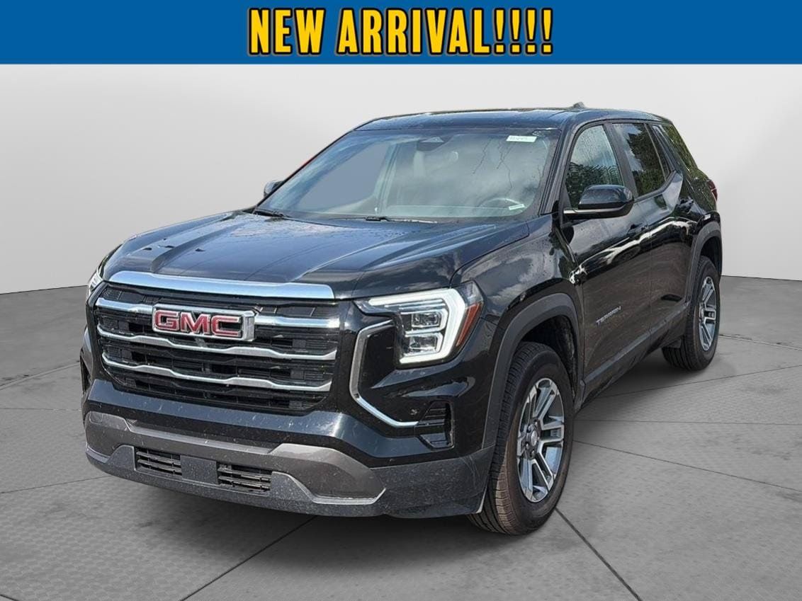 Used 2026 GMC Terrain Elevation AWD/4WD image 2