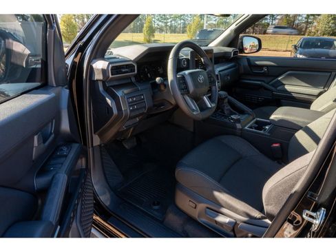 Used 2025 Toyota 4Runner SR5 image 11