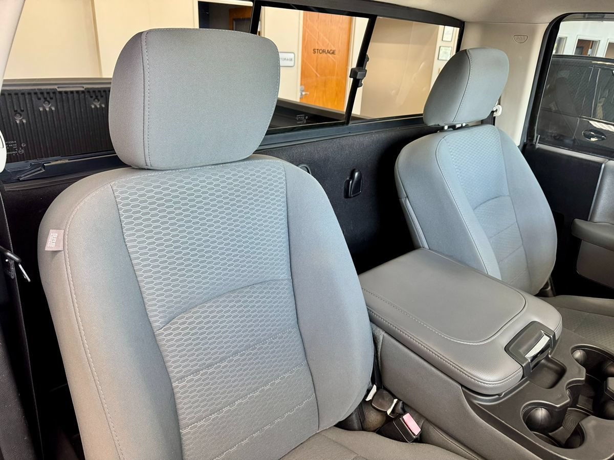 Used 2013 RAM 1500 Express RWD image 17