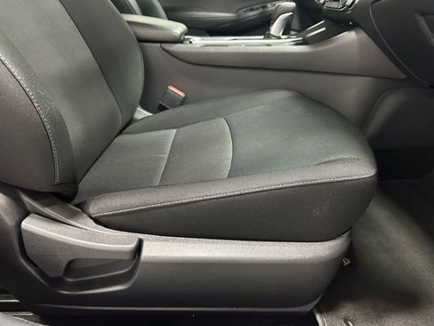 Used 2025 Nissan Sentra SV image 55