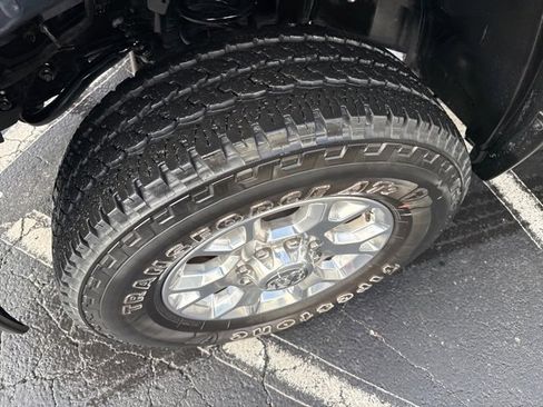 Used 2024 RAM 2500 Laramie w/ Safety Group image 10