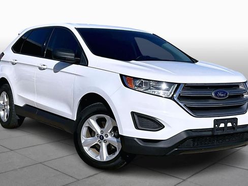 Used 2015 Ford Edge SE image 2