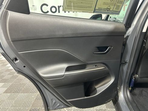 Used 2025 Hyundai Kona SEL AWD/4WD image 19