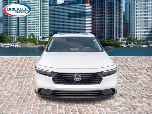 Certified 2025 Honda Accord SE image 2