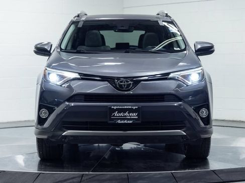 Used 2018 Toyota RAV4 Limited FWD image 5