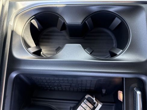 New 2025 Ford Expedition Active image 41