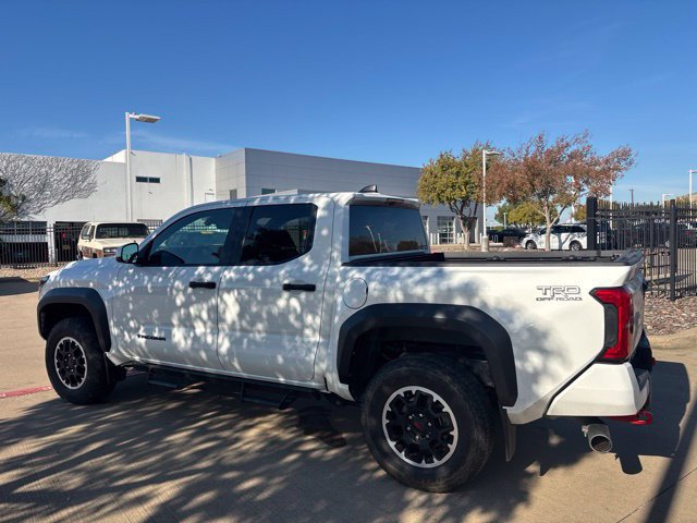 Used 2024 Toyota Tacoma TRD Off-Road AWD/4WD image 8