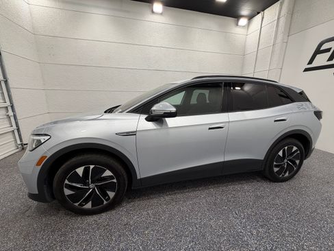 Used 2022 Volkswagen ID.4 Pro AWD/4WD image 2
