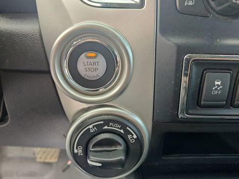 Used 2018 Nissan Titan PRO-4X AWD/4WD image 21