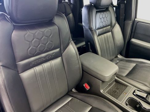 Used 2022 Nissan Frontier PRO-4X w/ Pro-4X Premium Package image 23