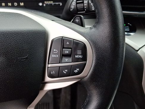 Used 2021 Ford Explorer XLT w/ Equipment Group 202A AWD/4WD image 26