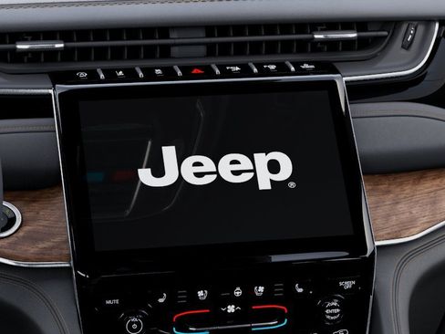 New 2025 Jeep Grand Cherokee L Summit AWD/4WD image 38