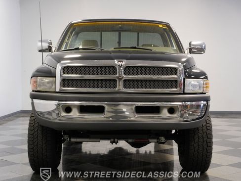 Used 1997 Dodge Ram 1500 Truck 4x4 Regular Cab image 17