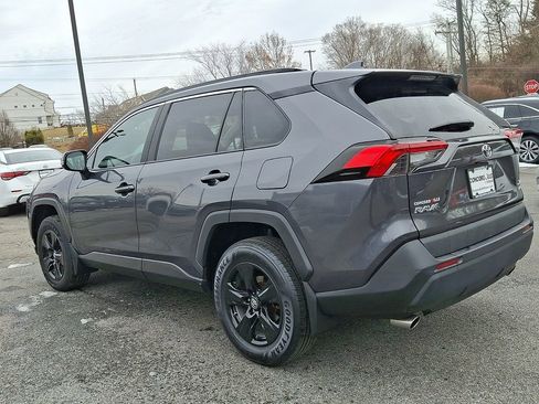 Used 2020 Toyota RAV4 XLE w/ All Weather Liner Package image 4