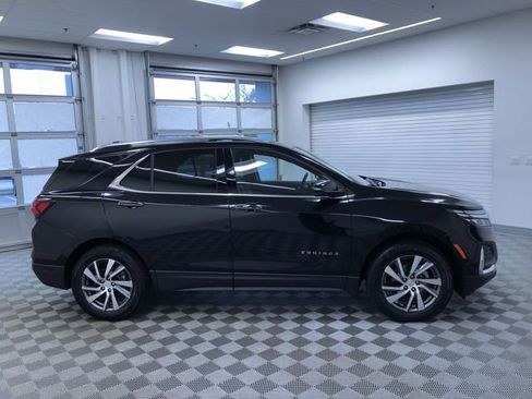 Used 2023 Chevrolet Equinox Premier image 35