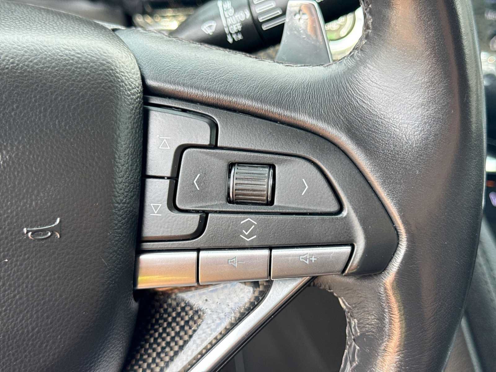 Used 2024 Cadillac XT6 Sport AWD/4WD image 26