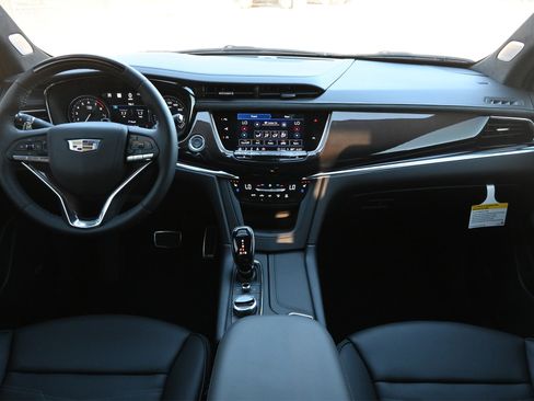 New 2025 Cadillac XT6 Sport w/ Platinum Package image 7