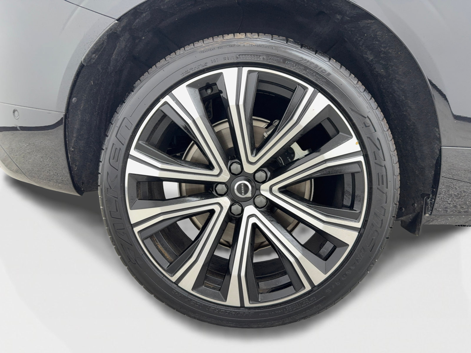 Used 2023 Volvo XC60 B6 Ultimate w/ Protection Package Premier AWD/4WD image 47