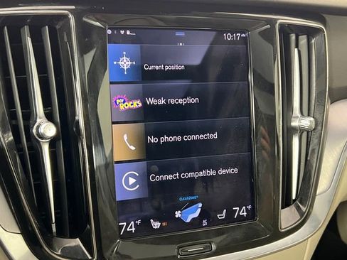 Used 2022 Volvo S60 B5 Momentum w/ Premium Package image 28