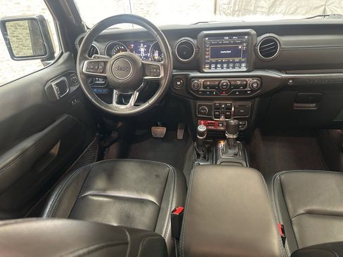 Used 2022 Jeep Wrangler Unlimited Rubicon 4xe w/ Steel Bumper Group image 15