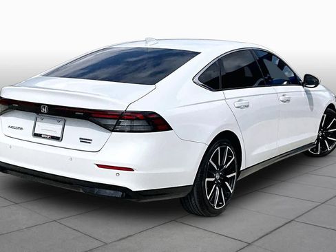 Used 2024 Honda Accord Touring image 13