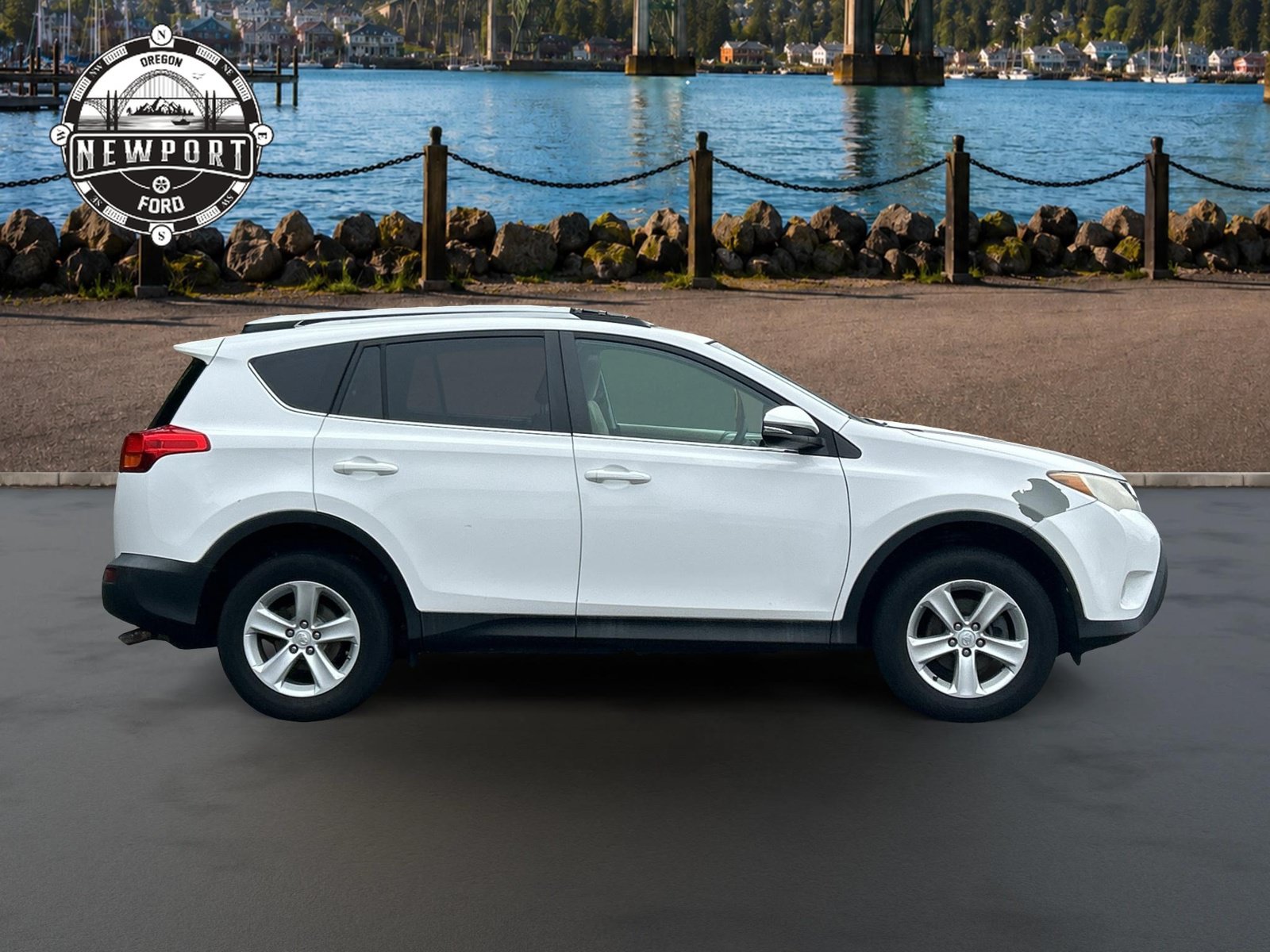 Used 2013 Toyota RAV4 XLE FWD image 10