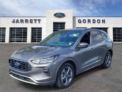 Certified 2023 Ford Escape ST-Line w/ Tech Pack #1 FWD image 2