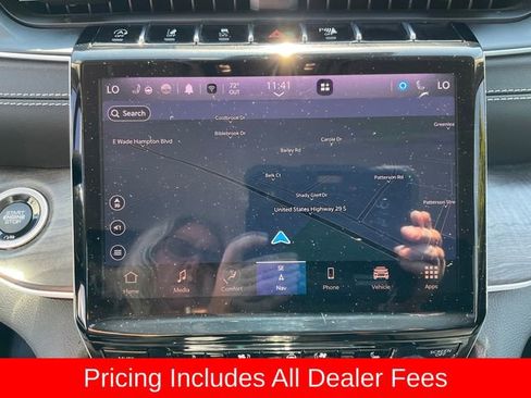 Used 2023 Jeep Grand Cherokee Limited w/ Luxury Tech Group II AWD/4WD image 15