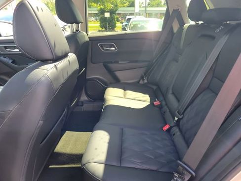 New 2026 Nissan Rogue Platinum w/ Platinum Premium Package image 32