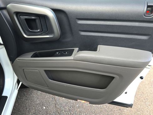 Used 2014 Honda Ridgeline RTL image 25