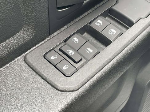 New 2026 RAM 2500 Tradesman w/ Chrome Appearance Group image 28