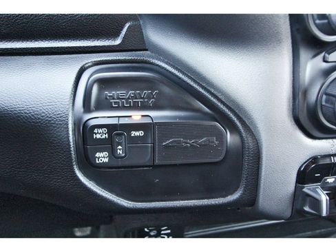 Used 2024 RAM 2500 Big Horn AWD/4WD image 24