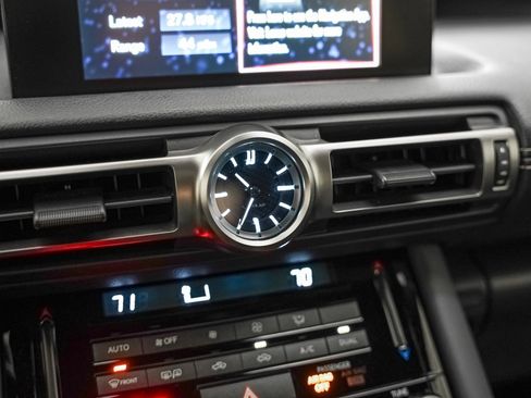 Used 2021 Lexus IS 300 w/ Comfort Package image 22