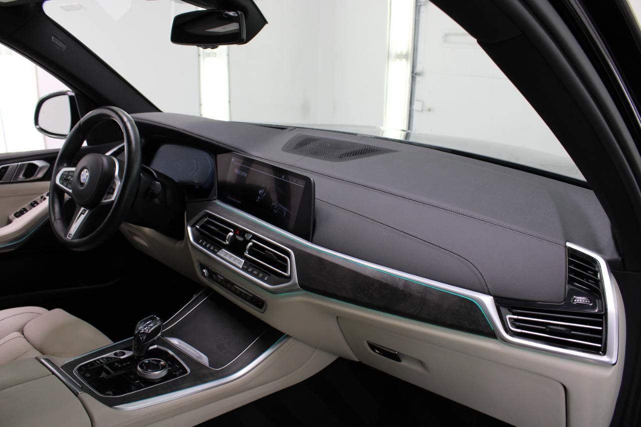 Used 2022 BMW X5 xDrive40i w/ M Sport Package AWD/4WD image 49