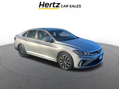 Used 2025 Volkswagen Jetta SE