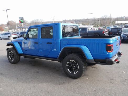 New 2026 Jeep Gladiator Rubicon w/ Safety Group image 8