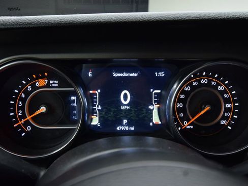 Used 2023 Jeep Wrangler Unlimited Sport image 20